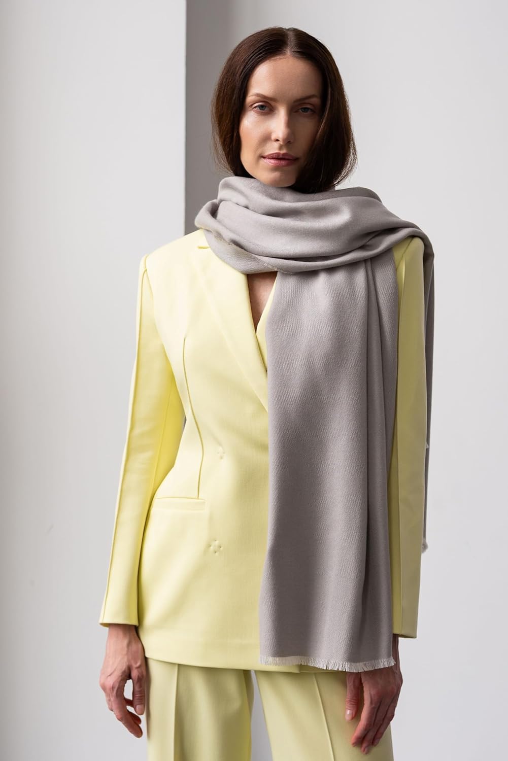 Neutral cashmere silk wrap scarf — Italian premium quality, soft drape — view 4