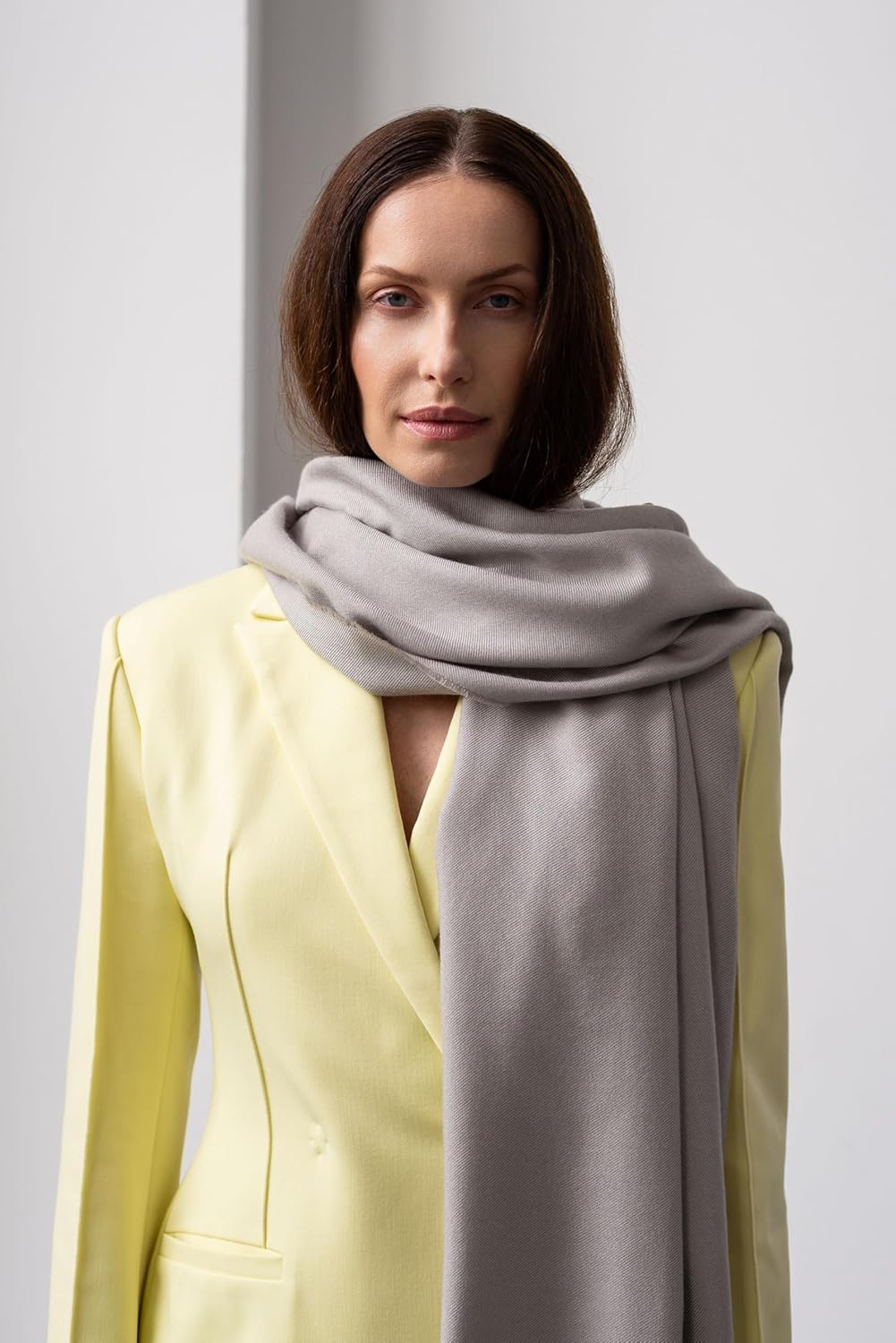 Neutral cashmere silk wrap scarf — Italian premium quality, soft drape — view 3