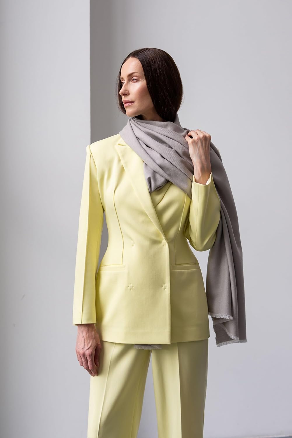 Neutral cashmere silk wrap scarf — Italian premium quality, soft drape — view 5