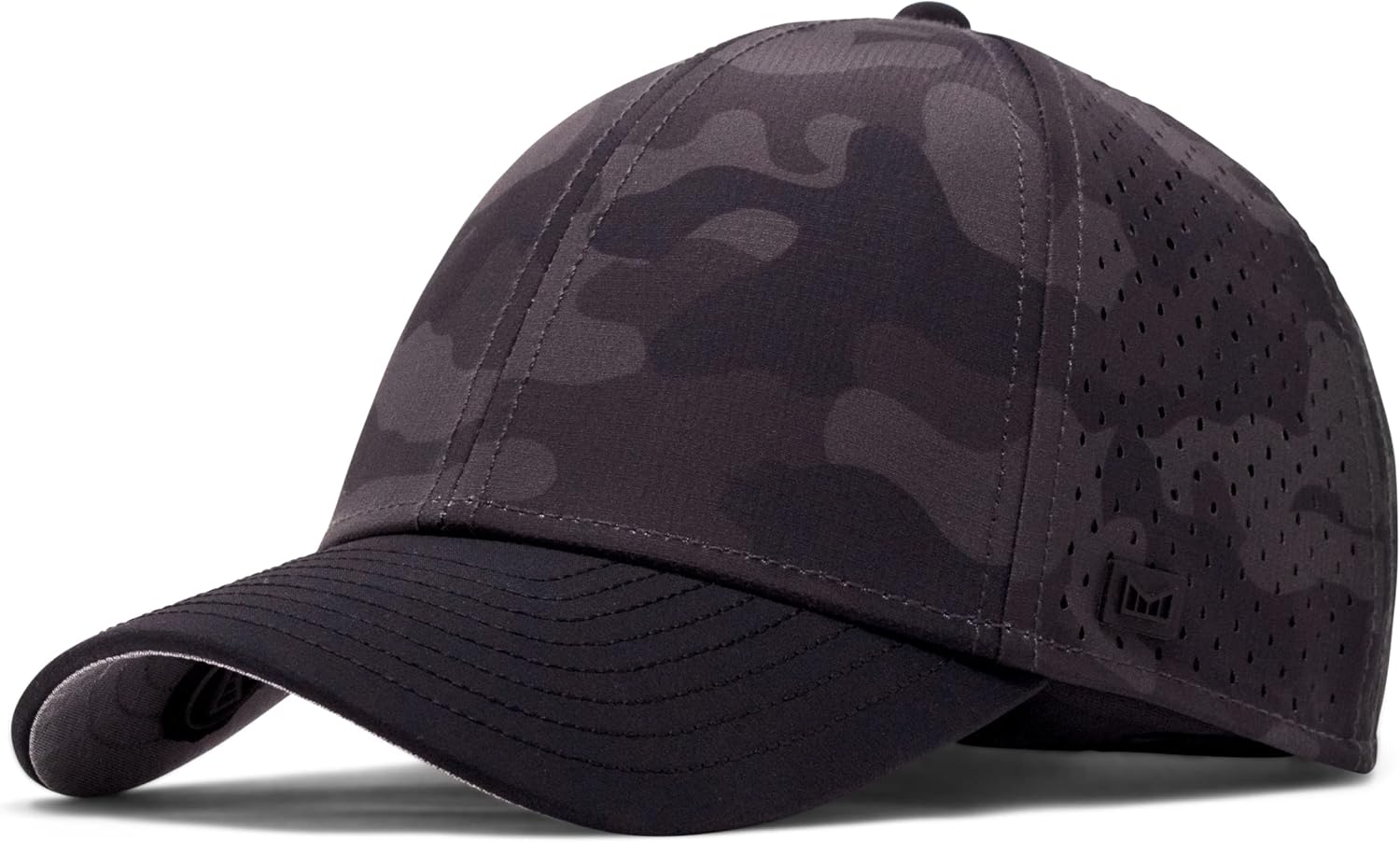 Water-resistant performance baseball cap in multi-color with snapback closure, golf and running — view 1